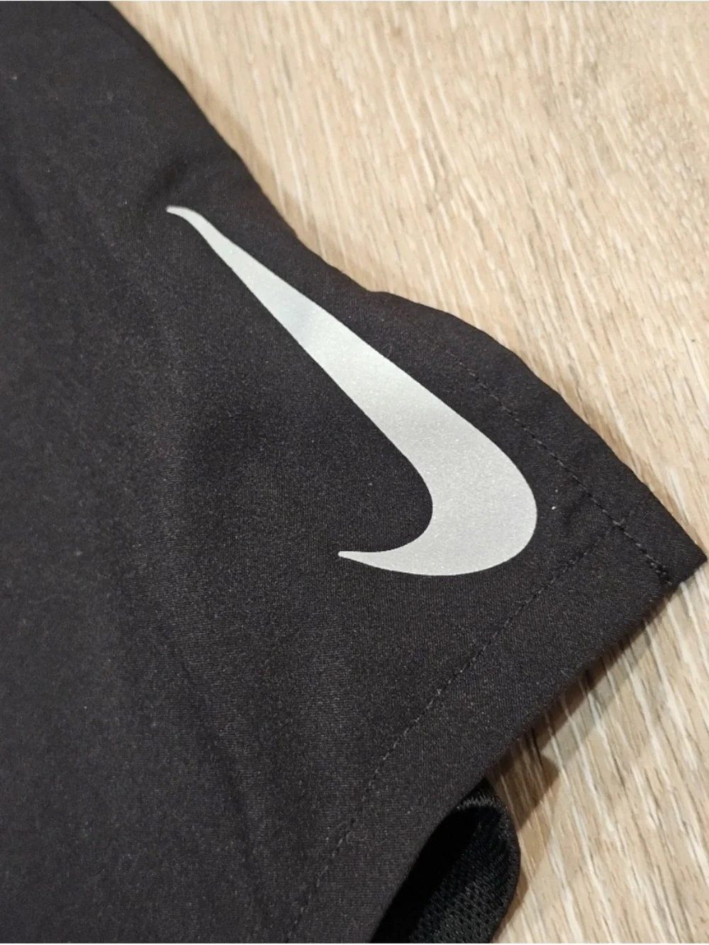 2 pair of Nike Running Shorts blue and black zipper pockets 7 inch lined